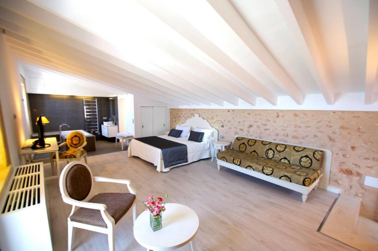 Bennoc Petit Hotel Llucmajor  Extérieur photo