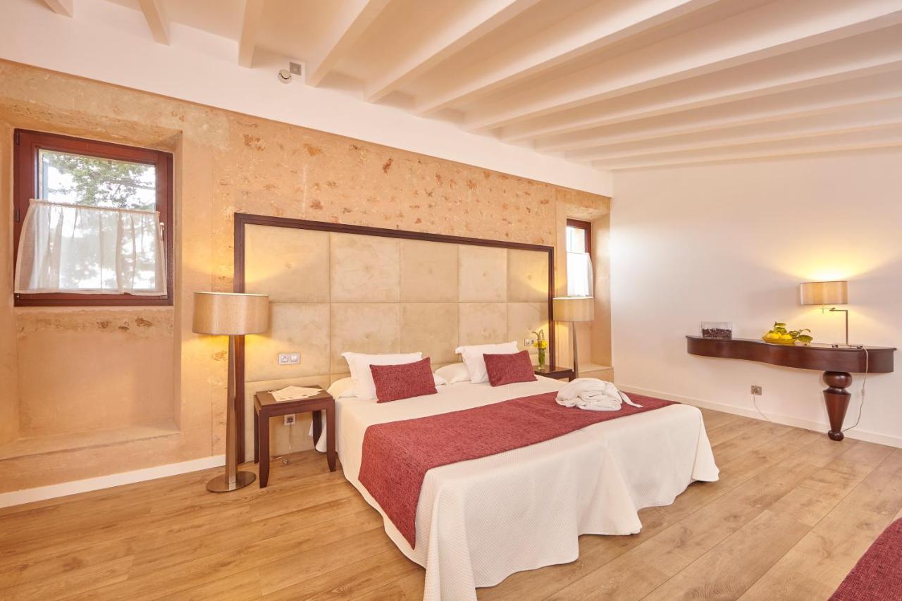Bennoc Petit Hotel Llucmajor  Extérieur photo